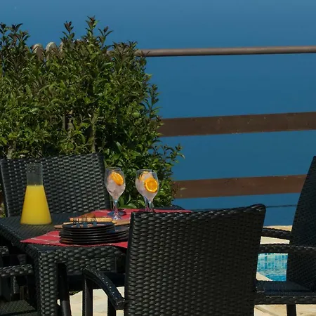 Amadryades Villas-villa Terina