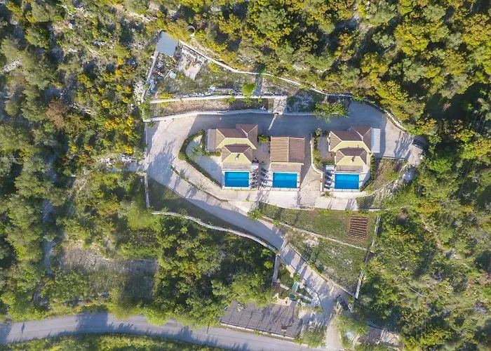 ヴィラ Amadryades Villas-villa Terina